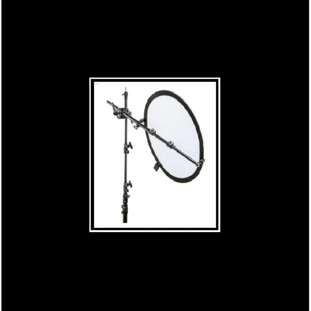 Stand Capable Of Holding A Photography Studio Light Reflector